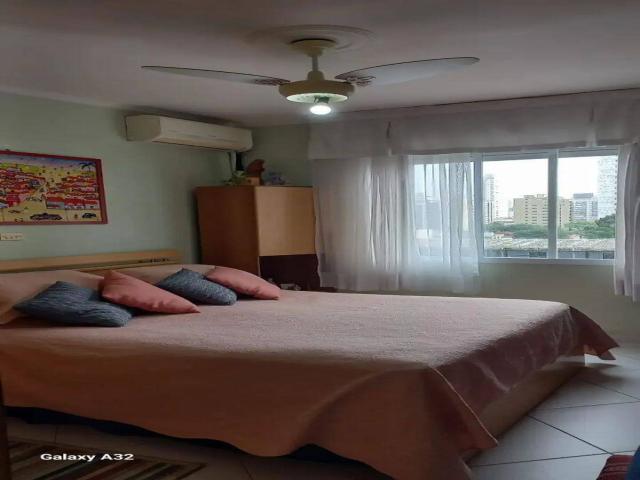 Apartamento para Venda em Santos - 4