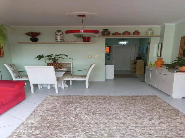 Apartamento para Venda em Santos - 2