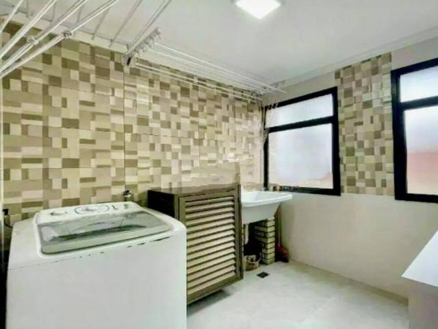Apartamento para Venda em Santos - 4