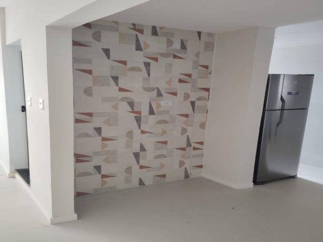#311-2 - Apartamento para Locação em São Vicente - SP - 2