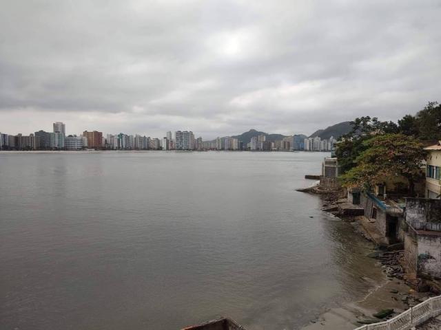 #158-7 - Casa para Venda em São Vicente - SP - 2