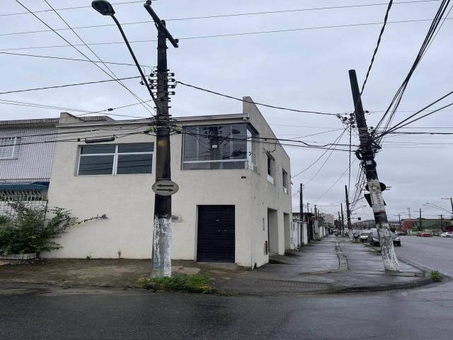 #214-7 - Sobrado para Venda em São Vicente - SP - 1