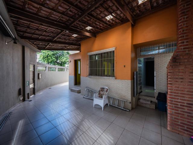 #1298 - Sobrado para Locação em Santos - SP - 2