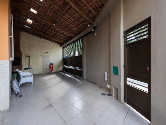 Sobrado para Venda em Santos - 5