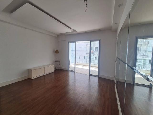 #1323-3 - Apartamento para Venda em Santos - SP - 3