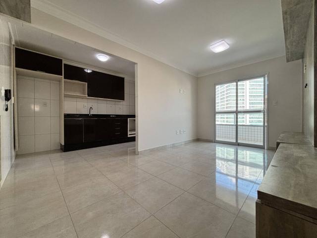 Apartamento para Venda em Praia Grande - 4